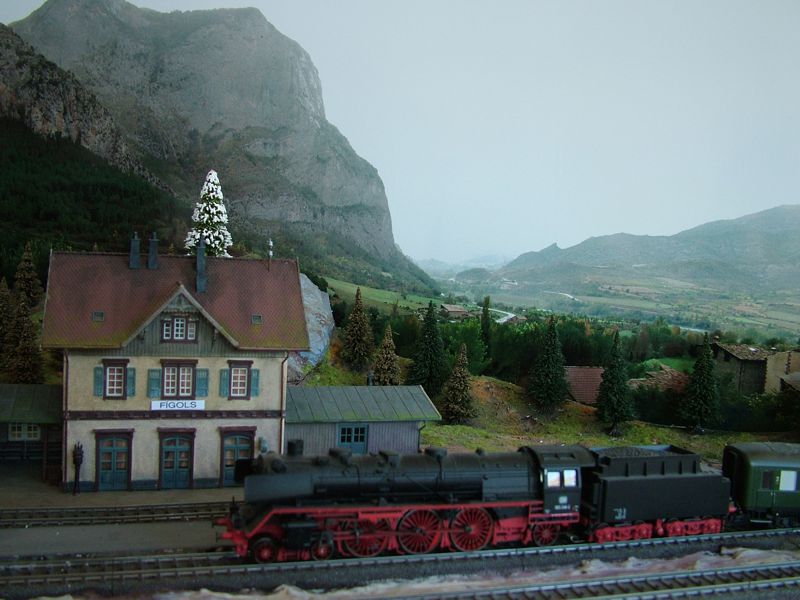 Maqueta en la montaña
